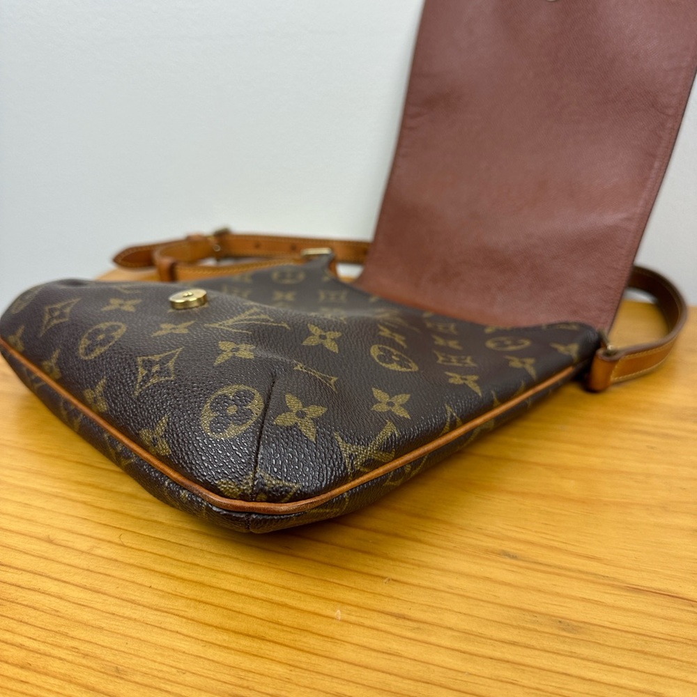 Louis Vuitton Monogram Musette Salsa Short Shoulder Bag - Picture 12 of 15